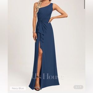Navy one shoulder bridesmaid / wedding guest dress